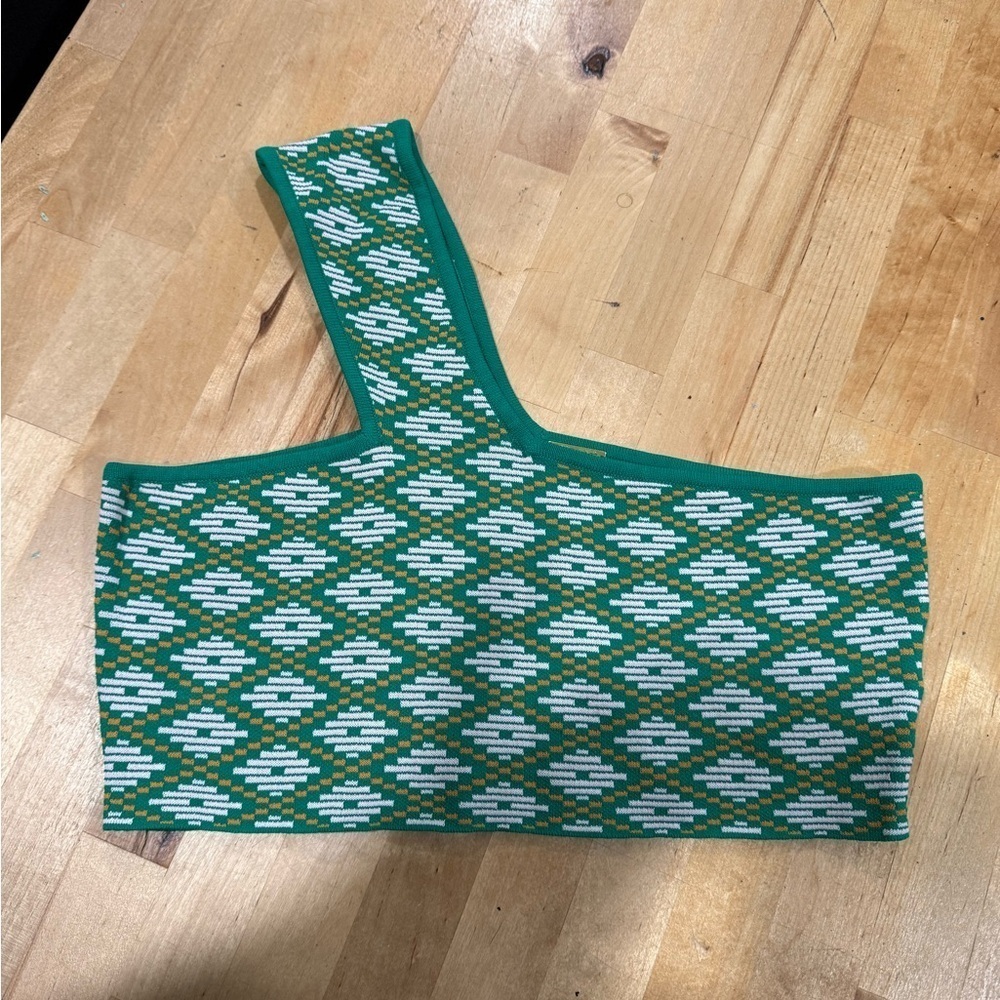 Dodo bar or Green and White Patterned One-Shoulder Top size 40